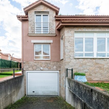 Chalet playa Perbes, Miño